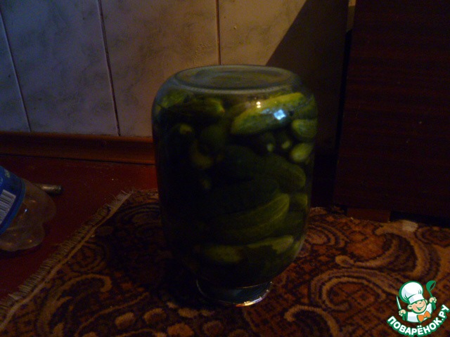 Pickled cucumbers 