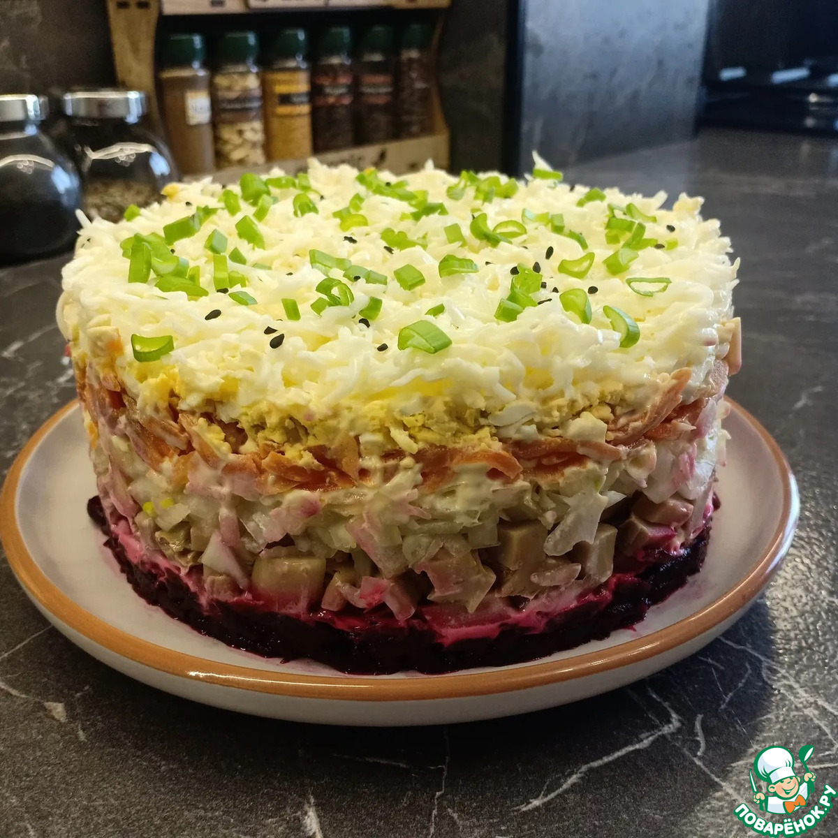 Салат «Грузди под сугробом»