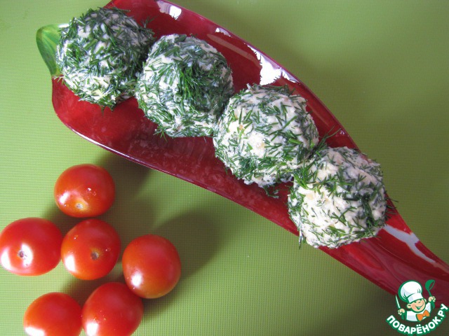 The cherry tomatoes in a fur coat