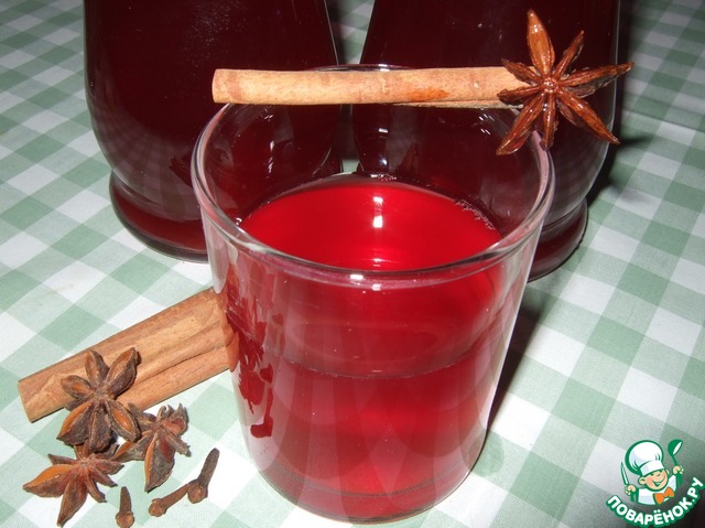 Drink made from hibiscus with ginger