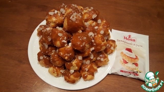 A croquembouche from idlers