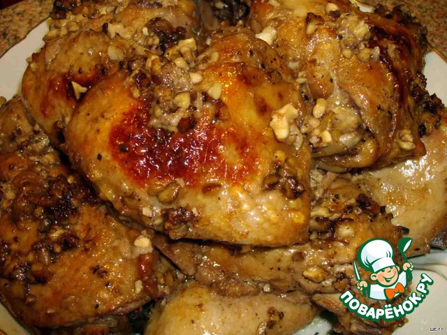 Chicken with honey and nuts