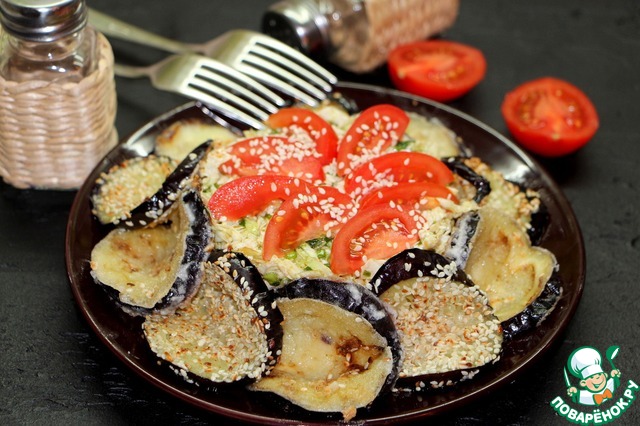 Salad with eggplant and Chinese cabbage