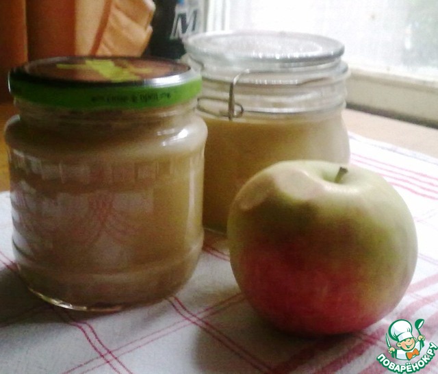 Apple puree 