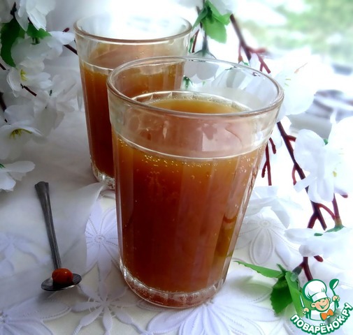 A cocktail of sea buckthorn brew