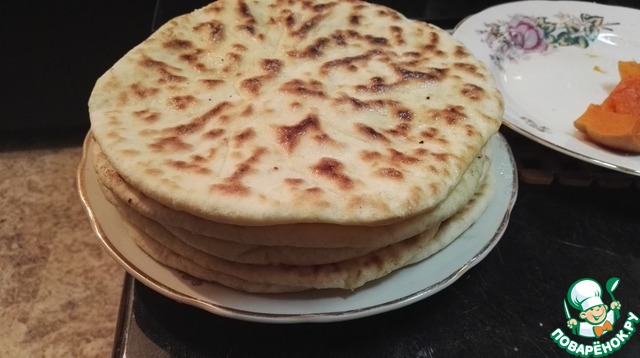 Ossetian khachapuri