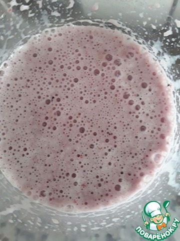 Strawberry-blueberry smoothies