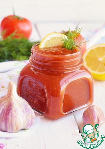 Tomato sauce with lemon for a picnic