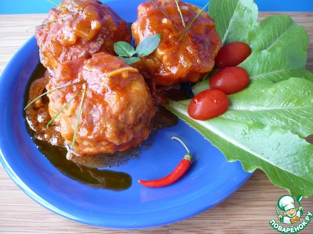 Stuffed potatoes with minced meat 