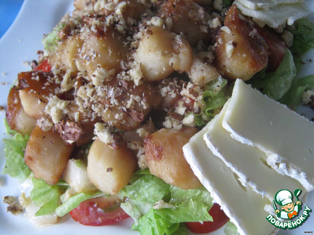 Warm salad of scallops 