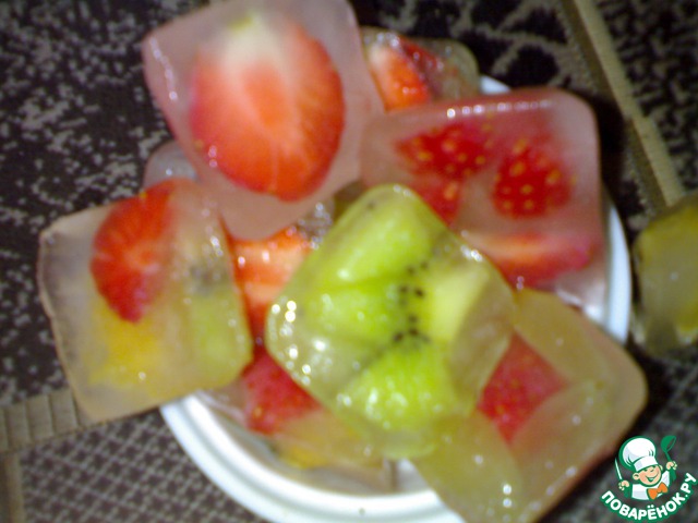 Fruits in ice