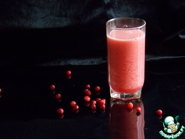 Cranberry-watermelon cocktail