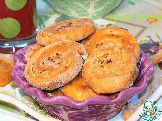 Eateries dumplings on tomato juice