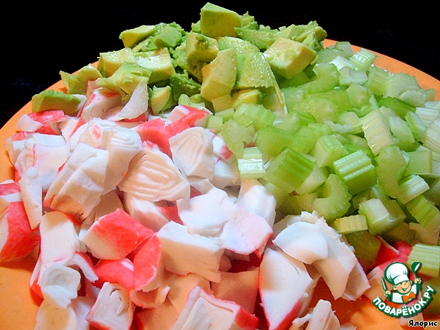 Salad of crab meat, celery and avocado