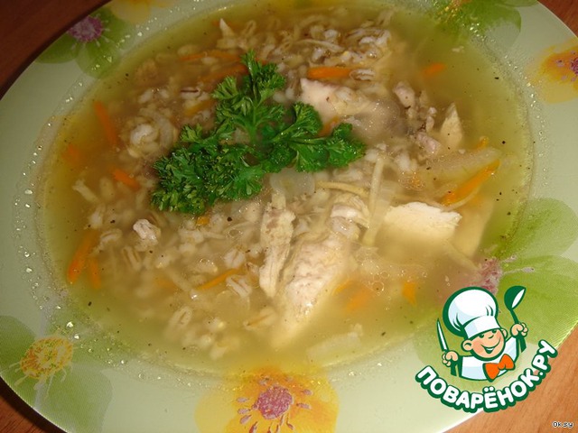 Chicken soup with pearl barley