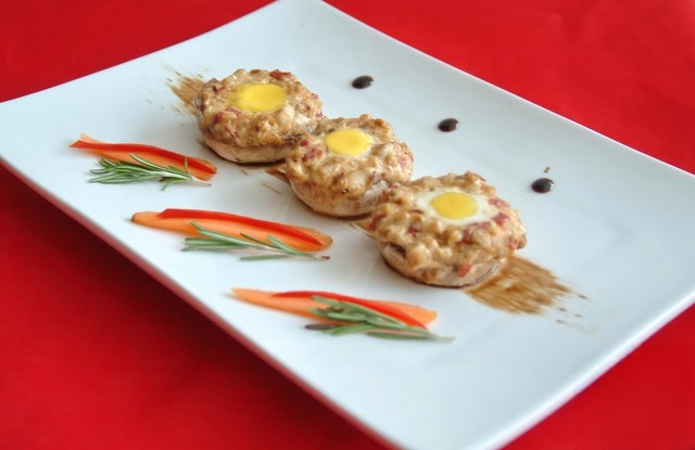 Baked stuffed mushrooms