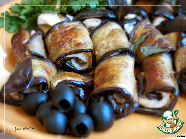 Rolls of eggplant and chicken