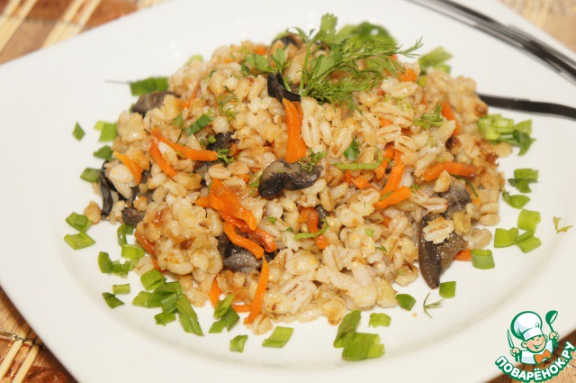 Barley with mushrooms 