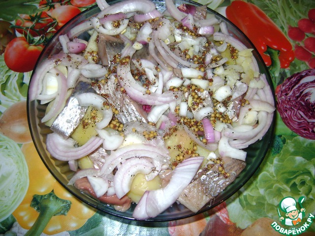 Potato salad with herring