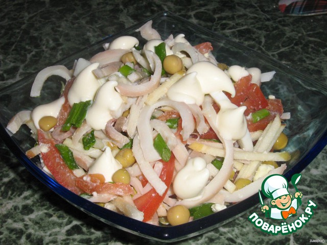 Salad with squid