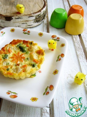 Kids scrambled eggs with vegetables