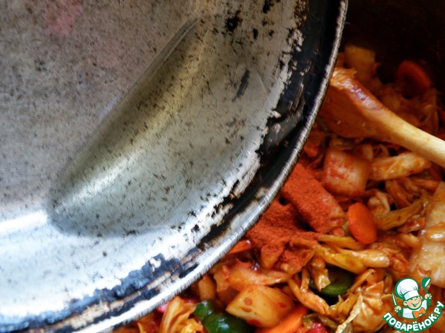 Spicy cabbage type kimchi