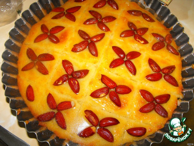 A dessert made from semolina, almonds in sugar syrup 