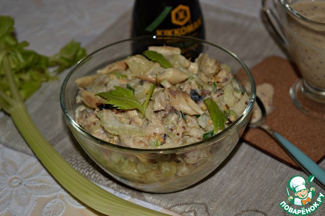 Salad of mackerel, potatoes and celery