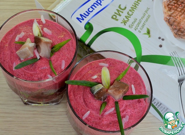 Verrine of mackerel with beetroot