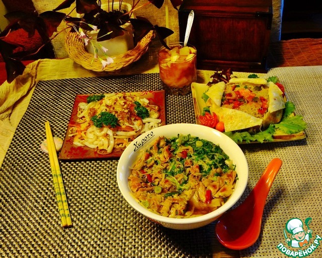 Salad with calamari in Vietnamese