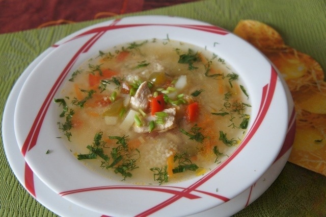 Vegetable soup with chicken and couscous