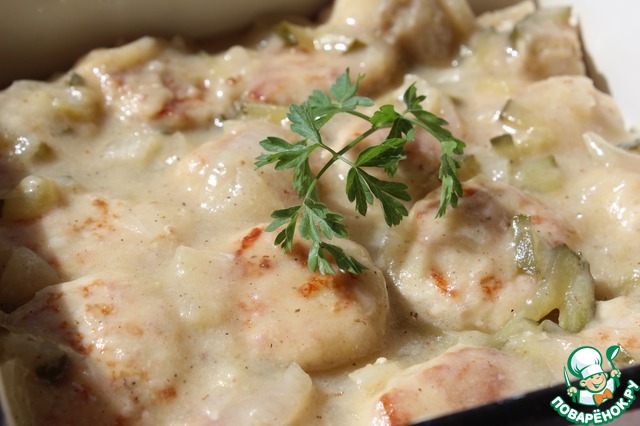 Meatballs Stroganoff with buckwheat