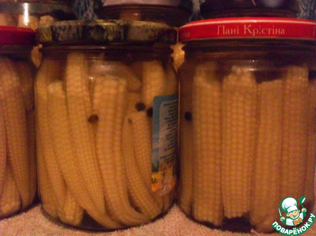 Pickled corn on the cob