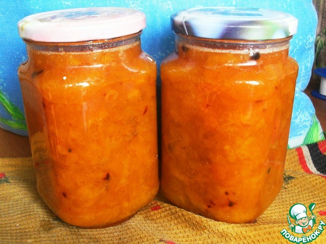 Spicy marinated apricots