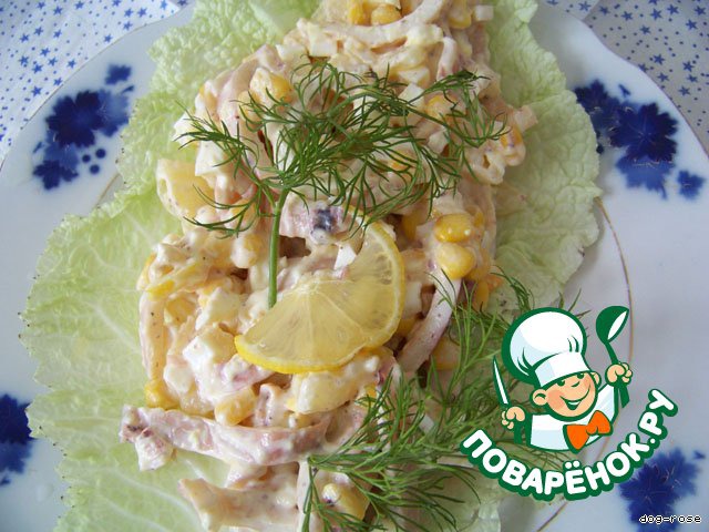 Салат из кальмаров с ананасами
