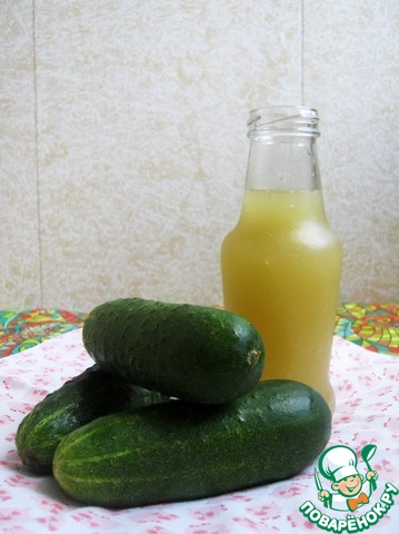 Cucumber jam with vanilla