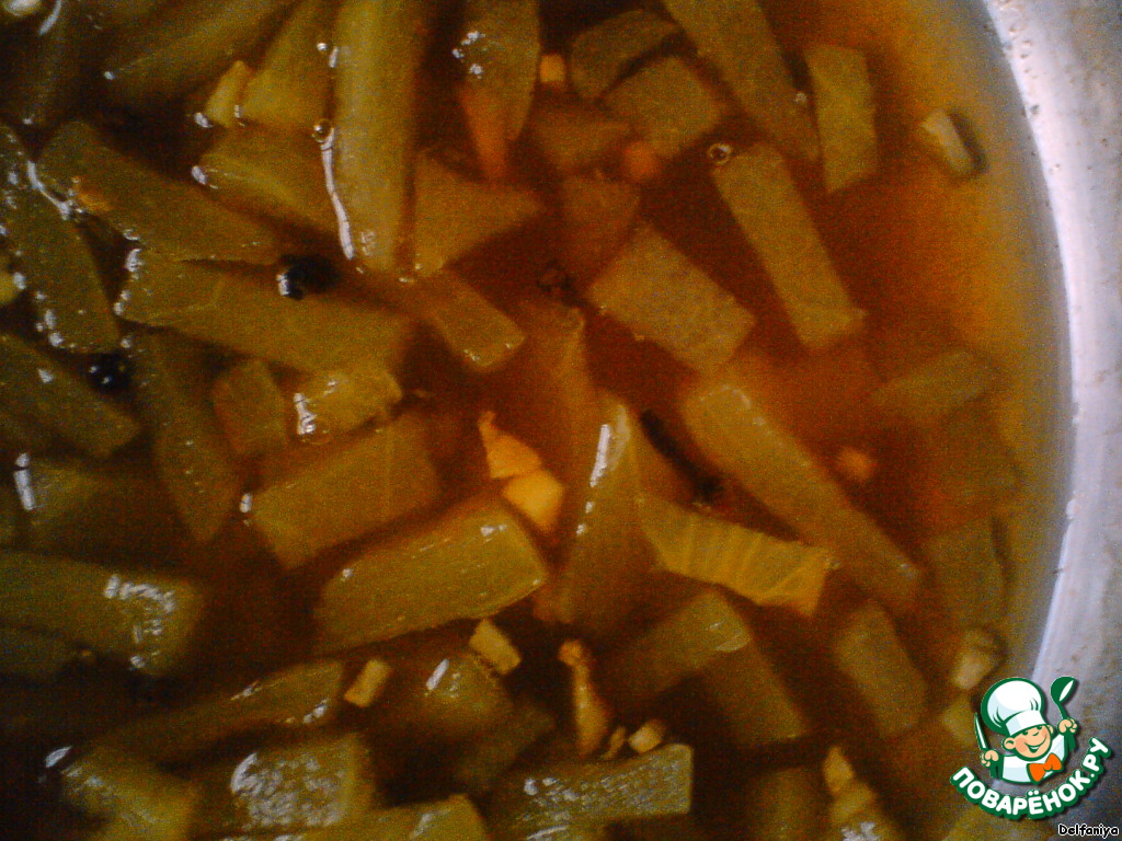 Маринованные арбузные корки