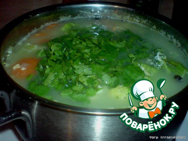 Soup with cheese and broccoli
