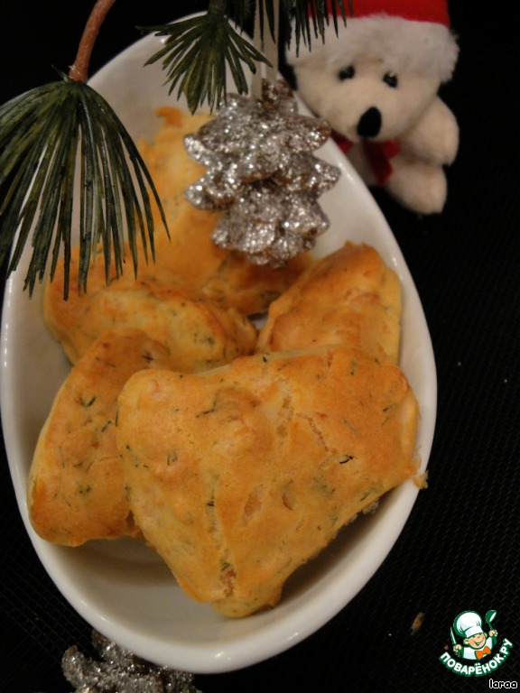 Cakes with smoked salmon and dill
