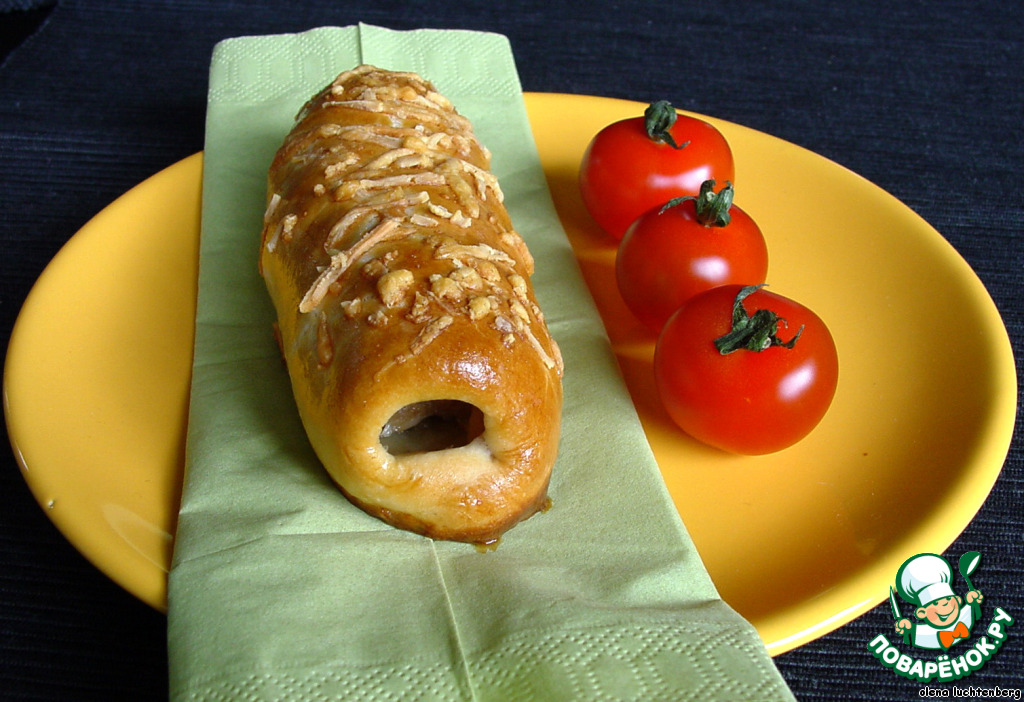 Brabant bread with homemade sausages or Brabantse worstenbroodjes