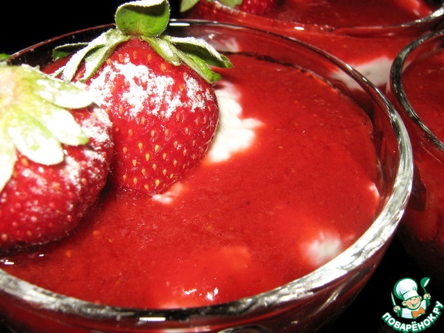 Strawberry cheesecake dessert