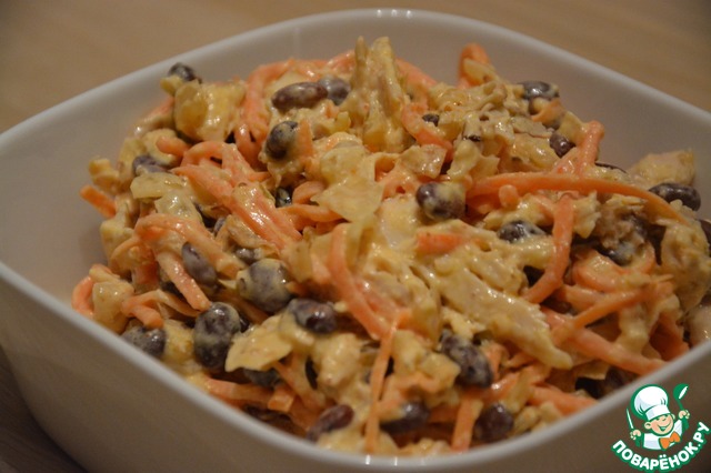 Chicken salad with Korean carrot