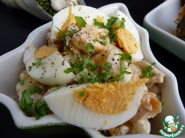 Salad of boiled hake