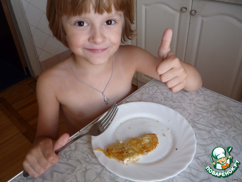 Chicken fillet in potatoes