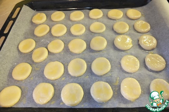 Cheese medallions