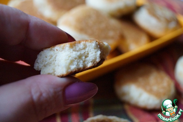 Graviola biscuits in the pan