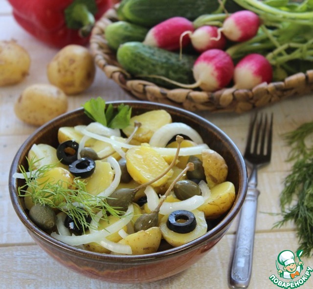 Salad with new potatoes