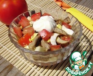 Salad-cocktail with mushrooms