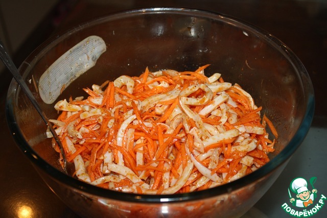 Squid with carrots in Korean