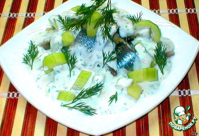 Herring in yogurt sauce